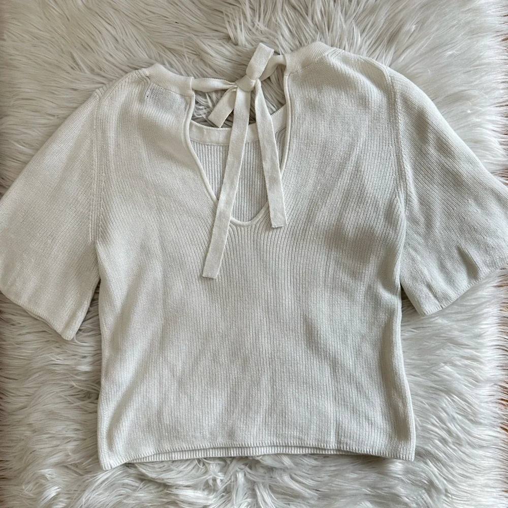 Banana Republic tie back sweater
